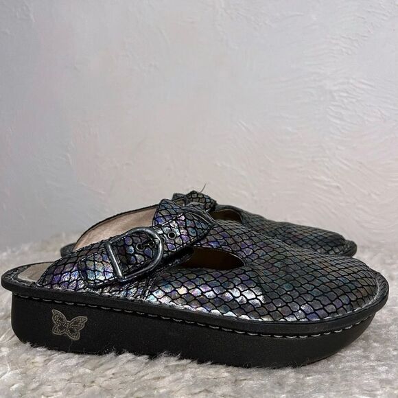 Alegria by PG Iridescent Mermaid Print Slip-On Clogs Women’s Size 36 6-6.5 - Picture 2 of 10